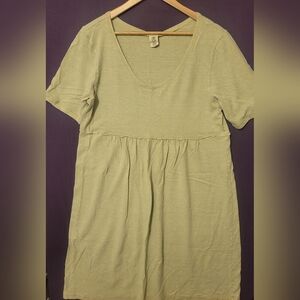 Earth Creations  Green Hemp/cotton T-Shirt Dress with Scoop Neckline. Size XL